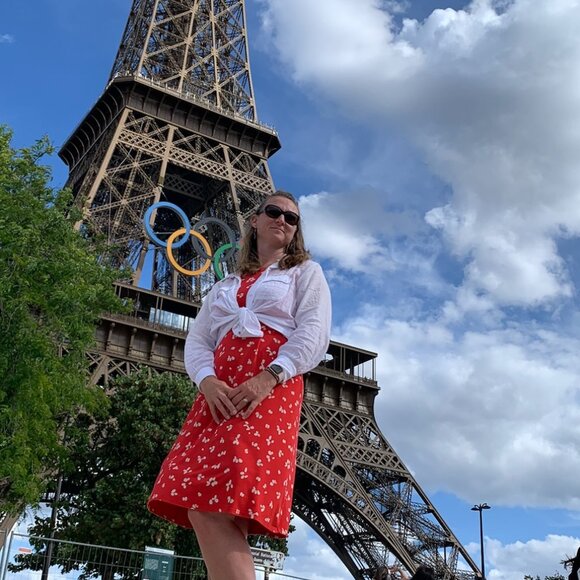 Meet your Posher, Jennifer - Picture 1 of 1